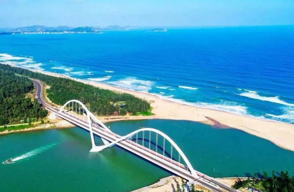 国内哪些城市适合老人旅居避寒（万宁）
