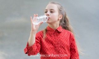 孩子的叛逆期父母该怎么做 孩子处在叛逆期父母该怎么做