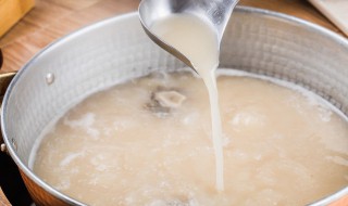 骨头煲新鲜黄豆汤可以吗 生黄豆和排骨煲汤可以吗