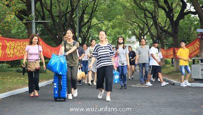 上大学需要准备什么东西(上大学需要准备什)