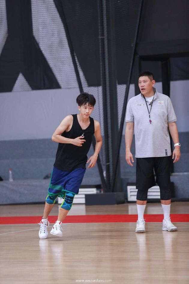 田明鑫王迅秀队友情 篮球小将备受瞩目