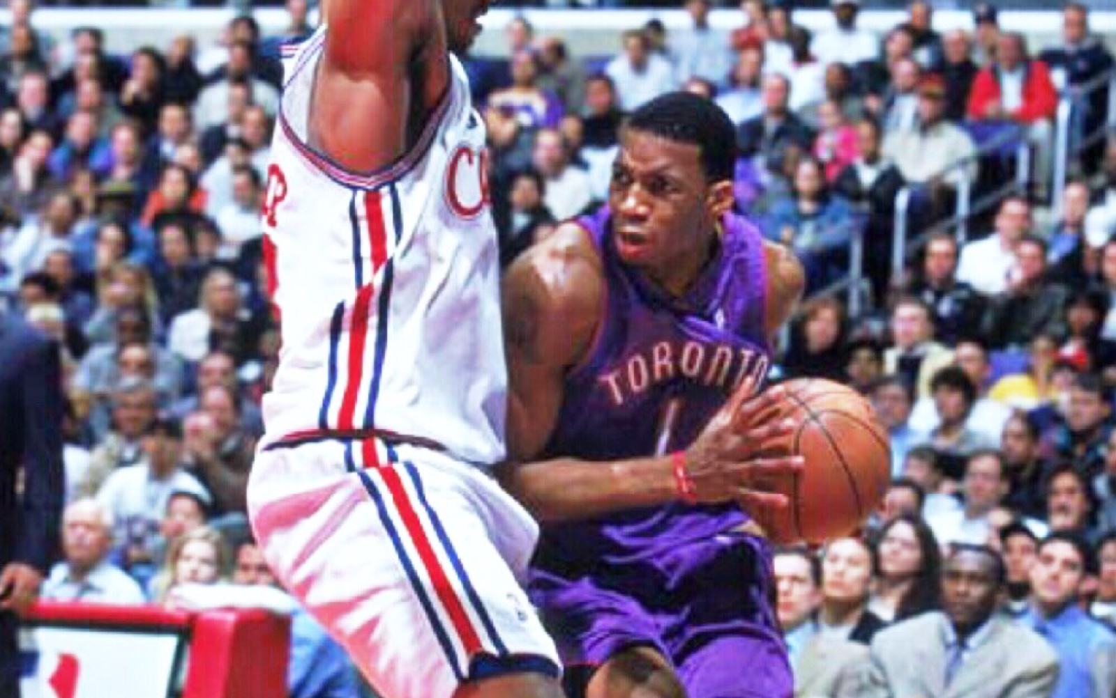 nba为什么叫饮水机管理员(为何拥有顶级天赋的麦迪，却在猛龙打了3赛季替补？原因在这里)