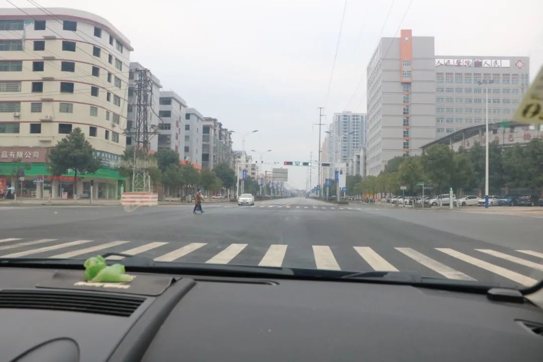 阳英超市怎么样(「抗疫最美市监人」贾斌：硬核护“价”人)