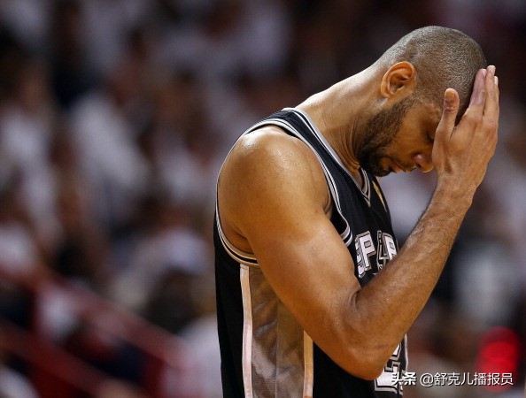 nba有哪些不能扣篮的球员(NBA十位技能突然失灵球员：格里芬的狮鹫扣篮，哈珀的得分能力)