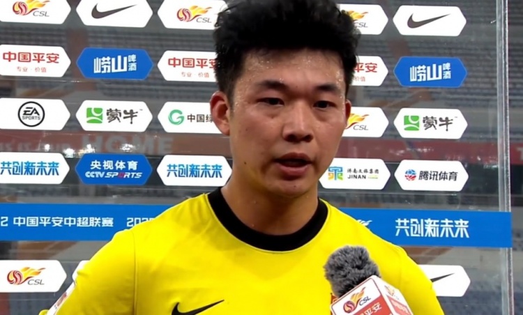 严鼎皓：三哥是我学习的榜样 韦世豪缺阵对