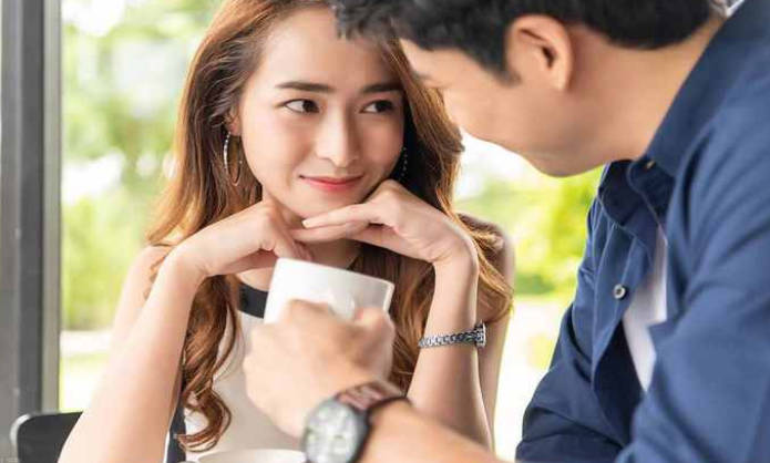 如何表白才能避免尴尬（先确定对方的心意）