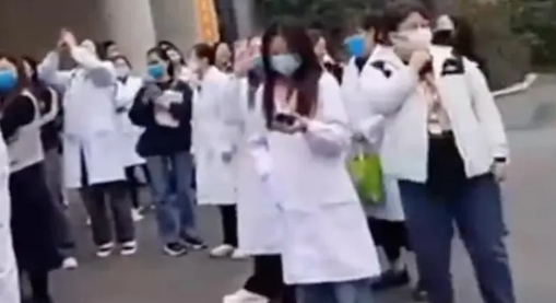 医生工资拖欠问题引发社会关注